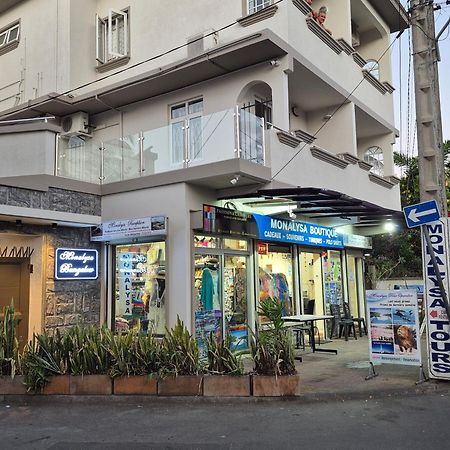 Monalysa Holidays Grand Baie Exterior foto